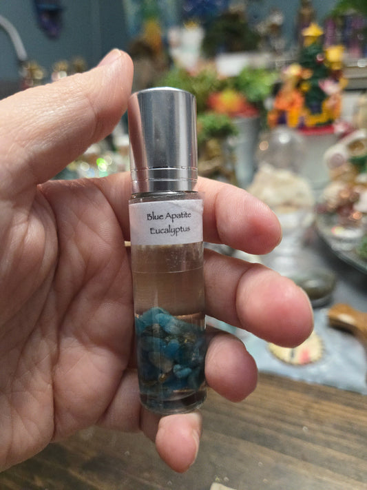 Connect to Spiritual World| Third Eye|Clear Blockages| Self Acceptance|  Throat chakra| Self Expression| Raise vibration |Protection | Purify| Apatite Crystal and Eucalyptus Essential Oil Roller