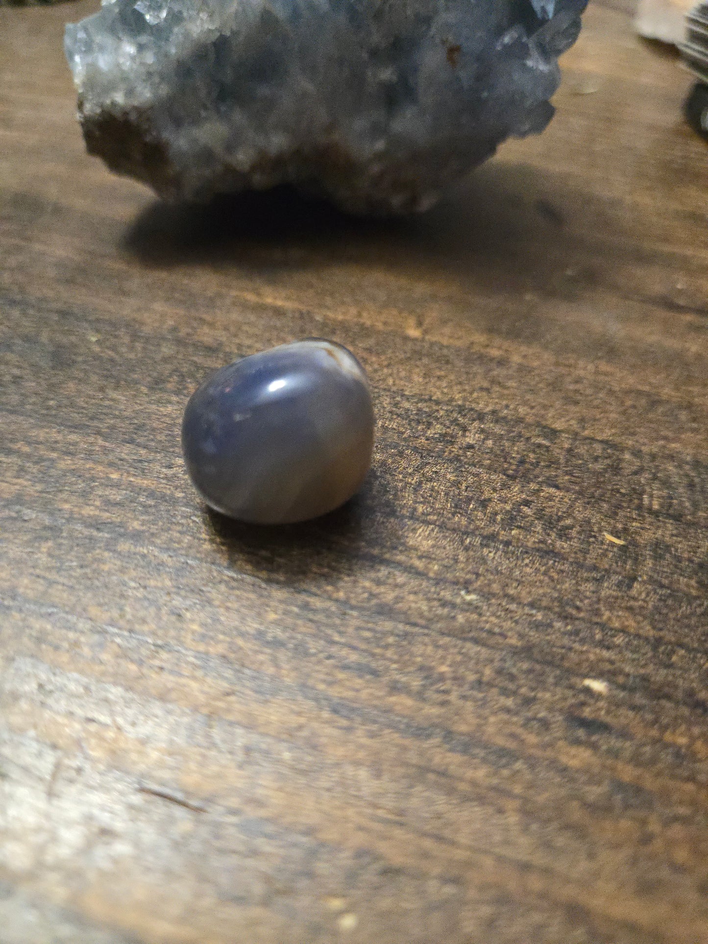 Loose Agate Crystal – Balance, Calm & Grounding Energy